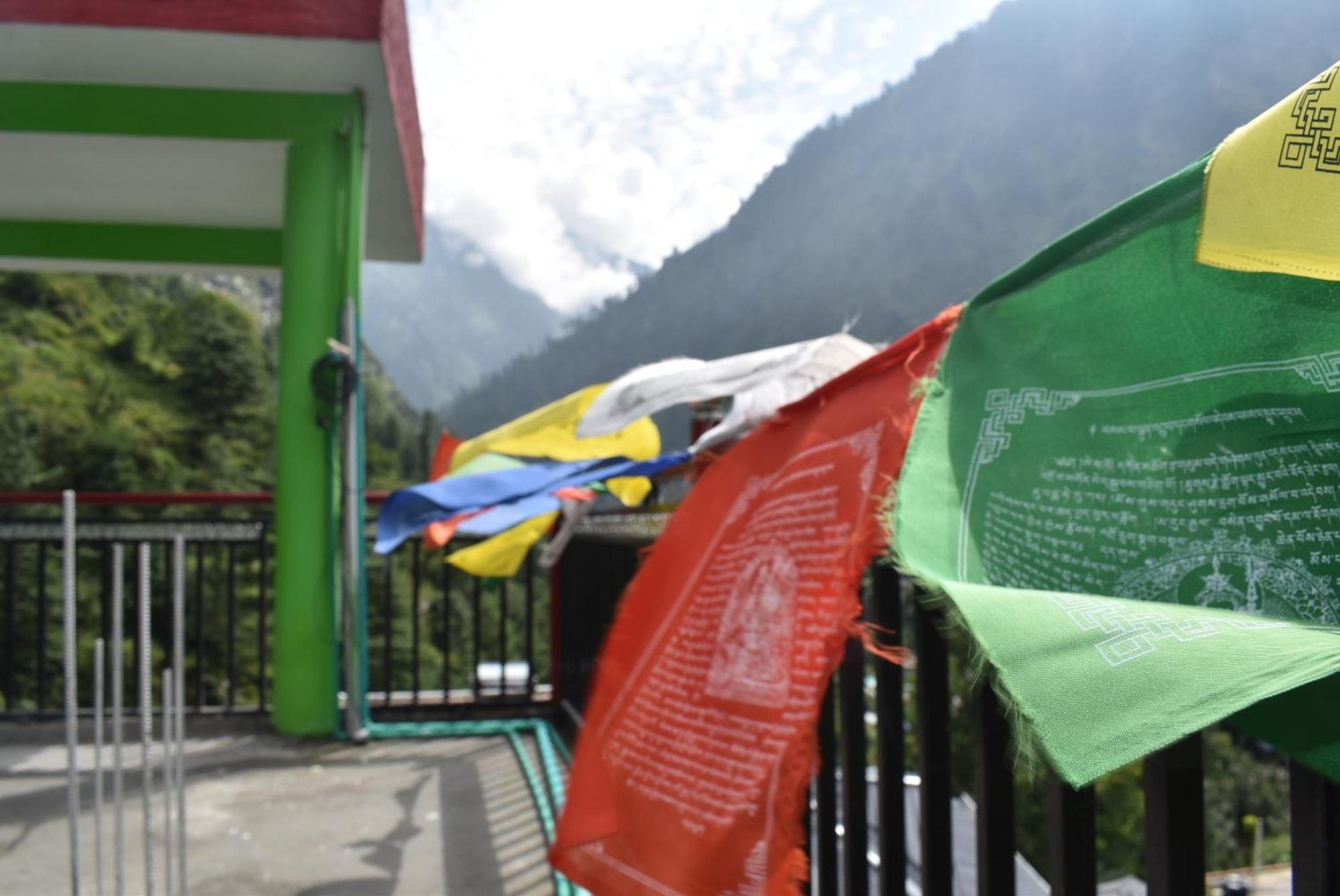 Pahadirovers Homestay & Cafe Kasol Kültér fotó