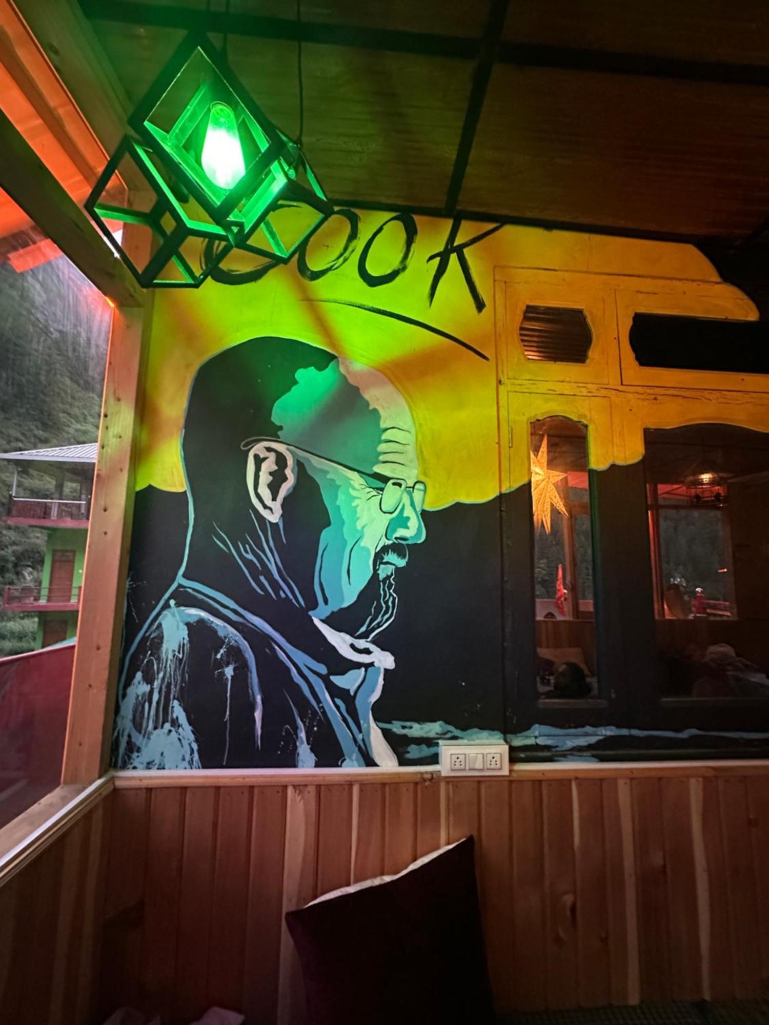 Pahadirovers Homestay & Cafe Kasol Kültér fotó